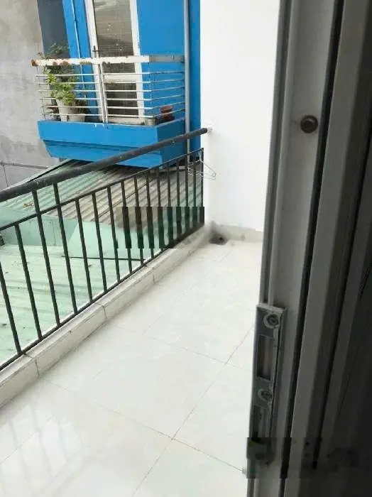 Giảm mạnh còn 5,1 tỷ 106,9m2 - ngang 7,27m 2 tầng - ngay chợ Hiệp Bình Phước QL13 - ôtô vô ra