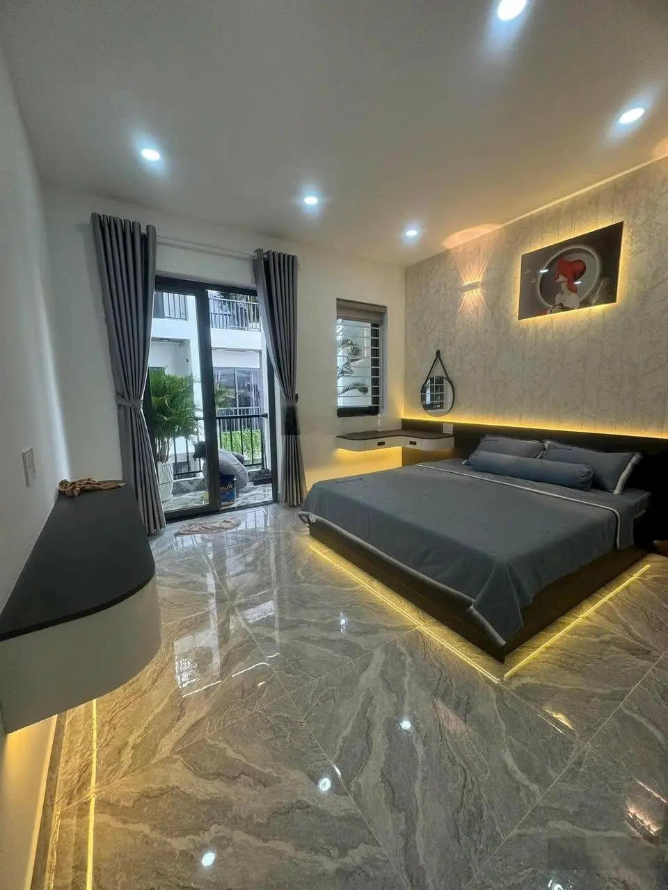 Nhà hẻm Trường Chinh, Tân Thới Nhất, DT: 4x18, trệt, lửng, 3 lầu