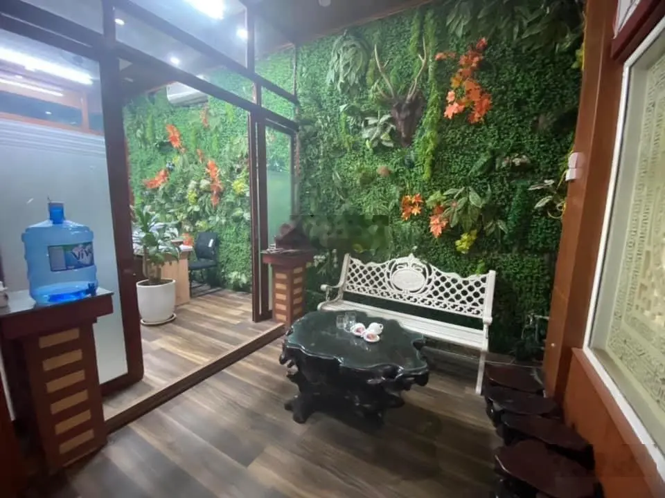 Bán nhà phân lô - sổ vuông - mặt tiền rộng - giá cực tốt nhỉnh 18 tỷ