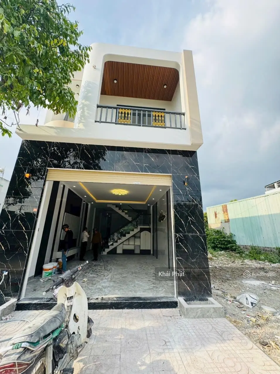 Bán Gấp Nhà 1 Trệt 1 Lầu Sân Xe Hơi KDC Bài Bản Giáp TP. Biên Hòa, TT 700tr Nhận Nhà Ở Ngay