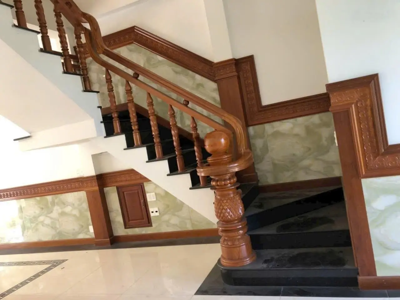 Cần bán nhà 1 trệt 2 lầu khu nhà ở U&I, An Phú Thuận An Bình Dương