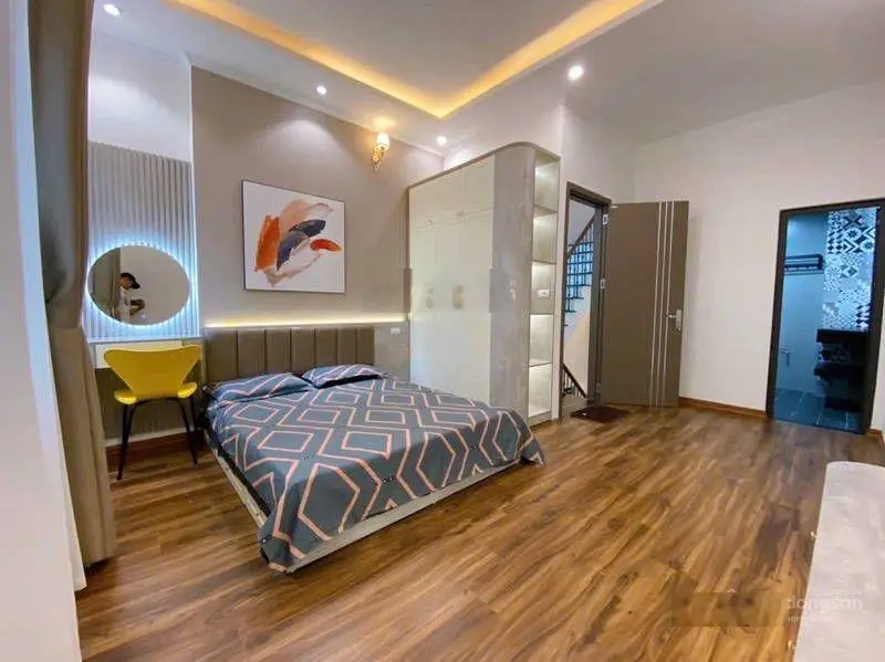 Người thân nhờ ### bán nhà mặt phố ### hàng điếu -bát đàn - nhà 96m 5t mt4.15 giá 41.6ty