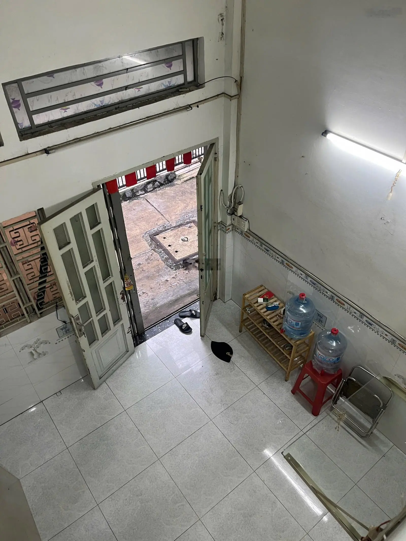 Bán Nhà Bùi Minh Trực,P5,Quận 8 Hẻm Xe Hơi Giá 2.15 Tỷ 2PN, 2WC