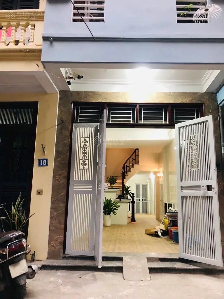 Bán nhà mặt ngõ trịnh đình cửu 15m ra phố ôtô vào nhà kinhdoanh đẹp 45m x 5 tầng mt3.8m nhỉnh 11 tỷ