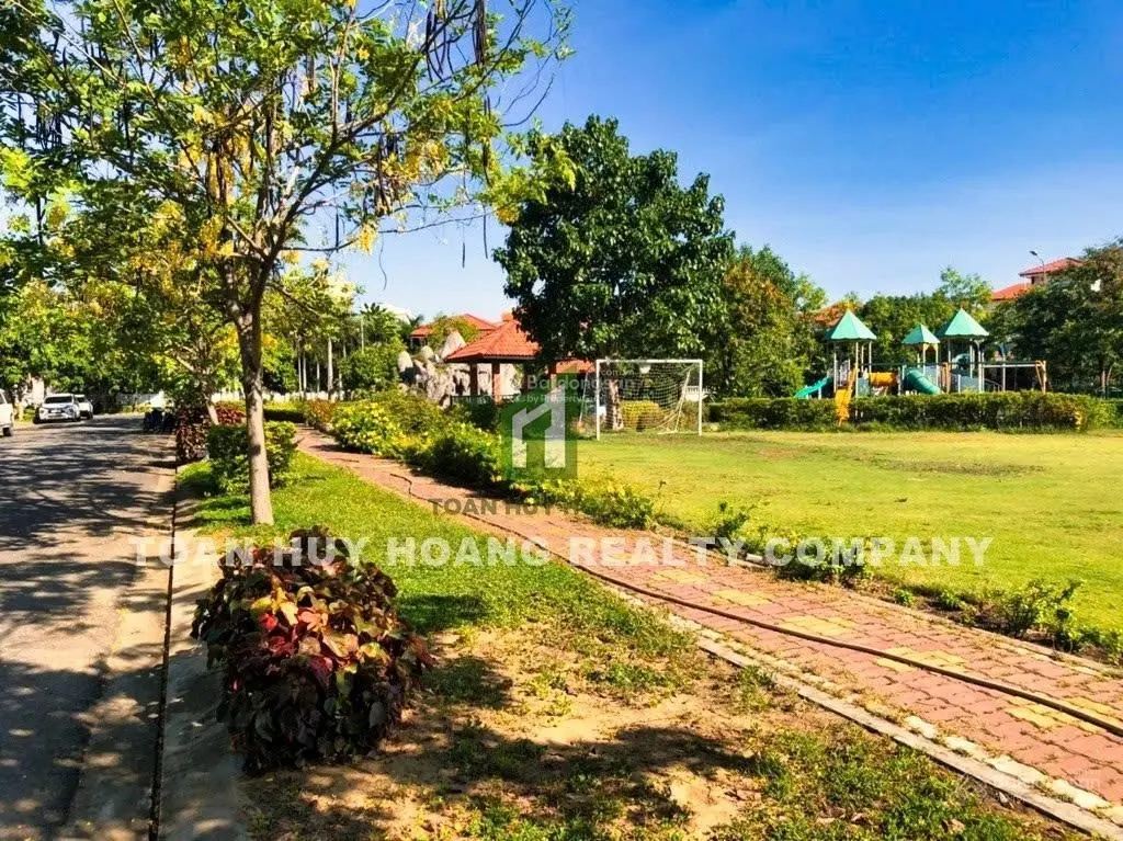 Bán biệt thự Phúc Lộc Viên hướng Đông Bắc, 4 phòng ngủ đẹp