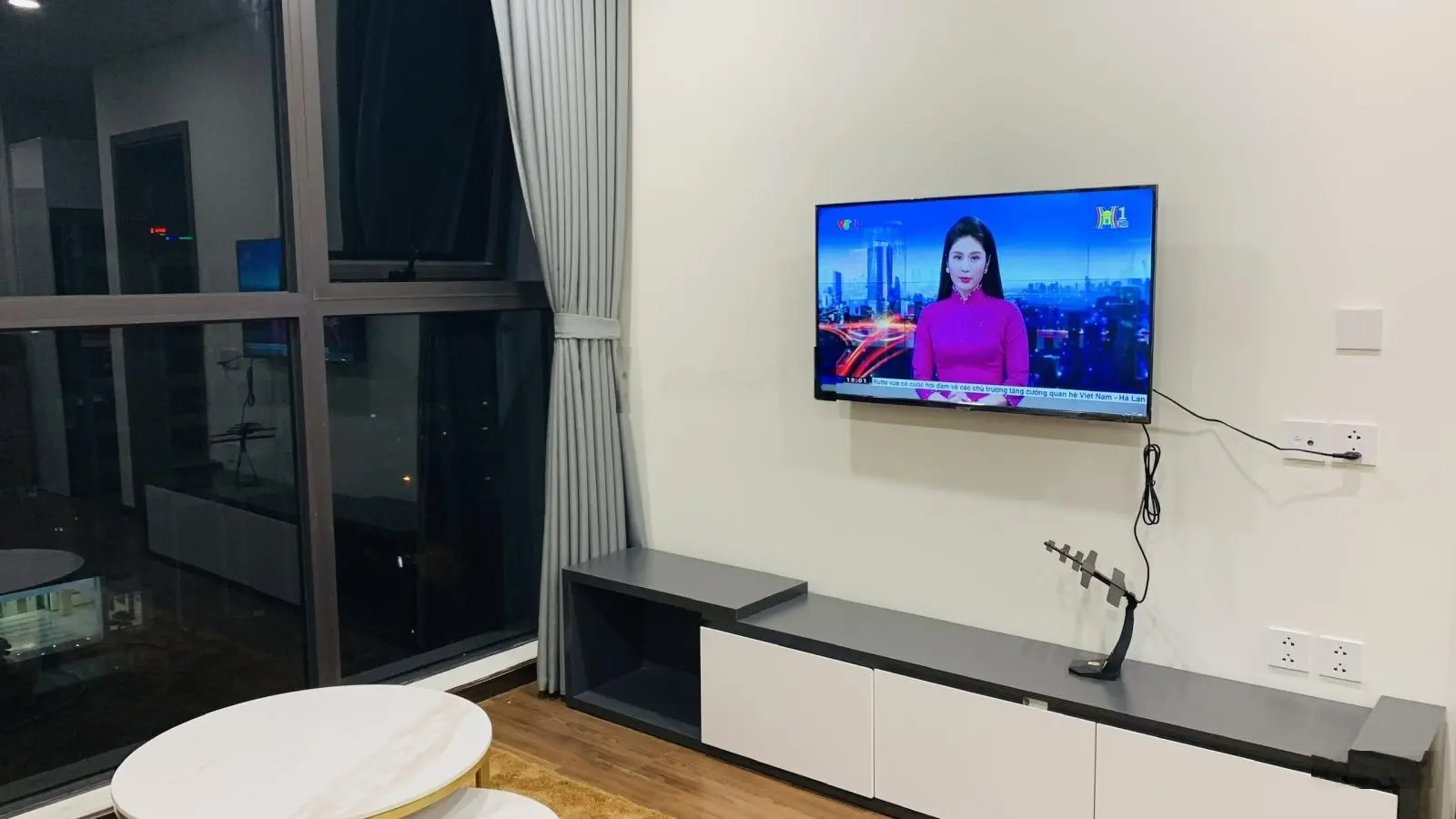 Bán gấp căn hộ cao cấp 2n-1vs siêu hiếm tại mipec rubik. căn hộ view đẹp, hướng thoáng mát