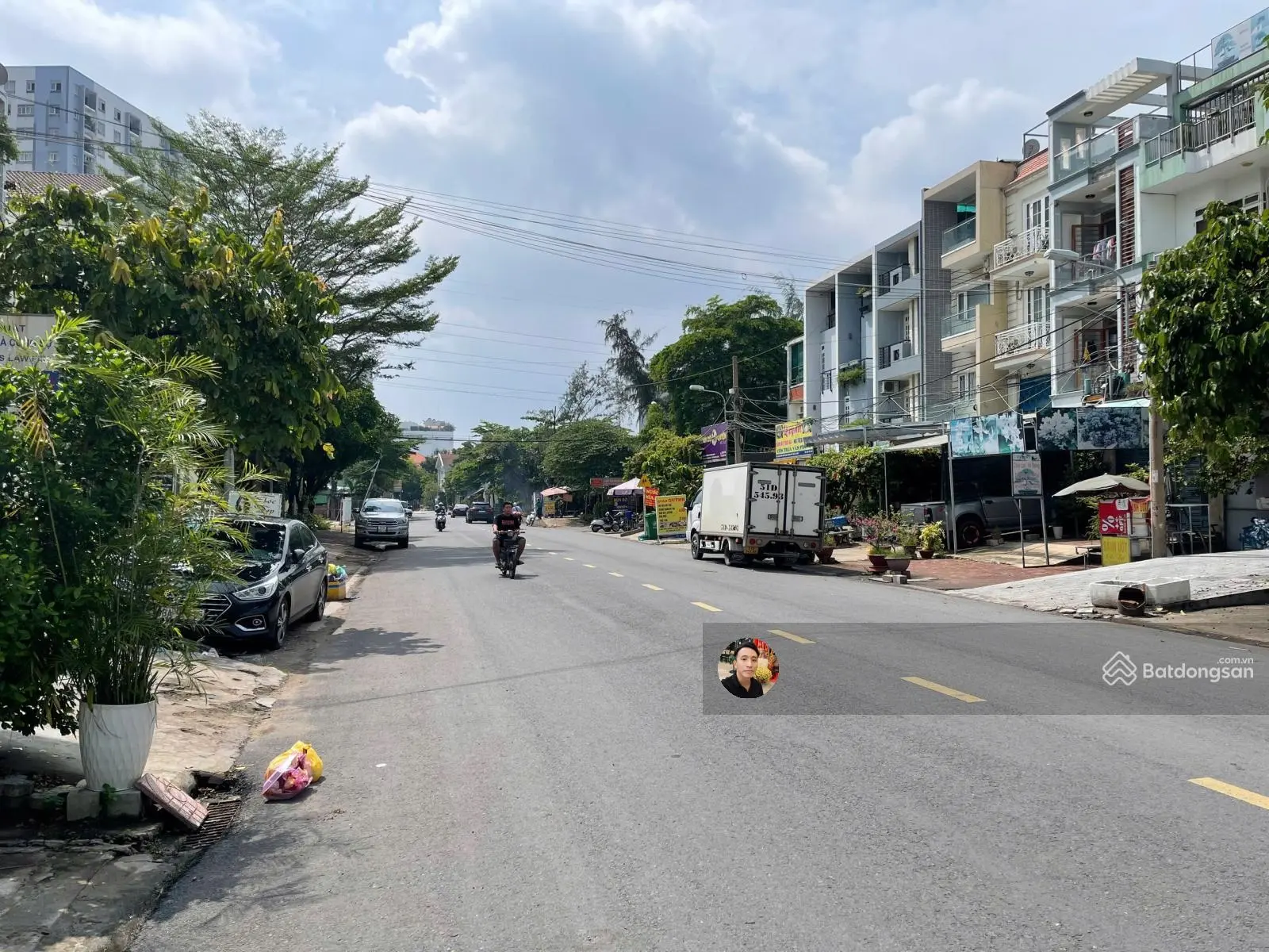 Bán nhà phố 4 tầng (4x20m) có thang máy MT đường Phú Thuận Quận 7 giá 17 tỷ LH: 0917 796 *** Phương