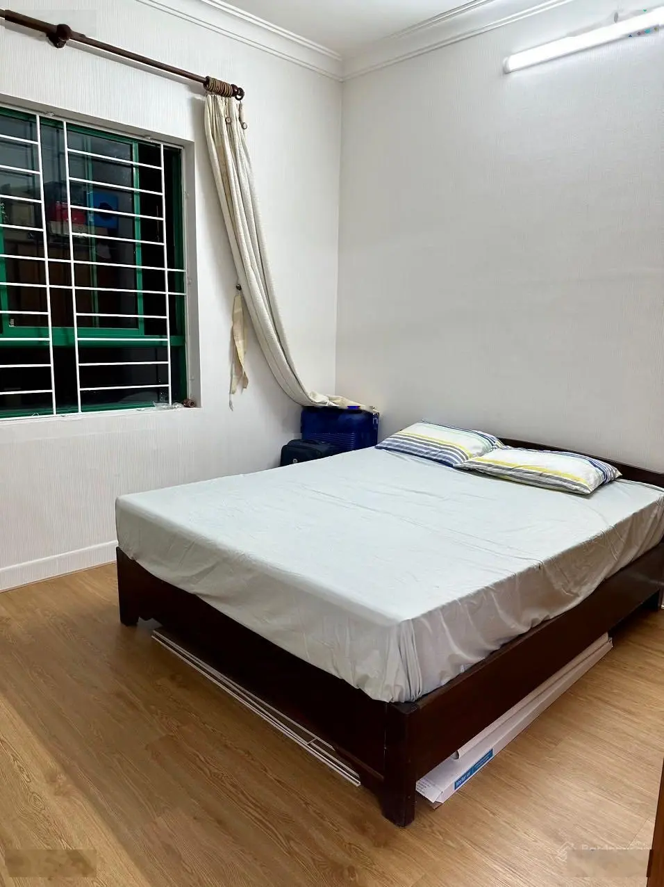 6 tỷ. Chính chủ bán căn Trung Hoà Nhân Chính 120m2, 2 ngủ 2WC, sẵn sổ đỏ, tầng đẹp view nội khu