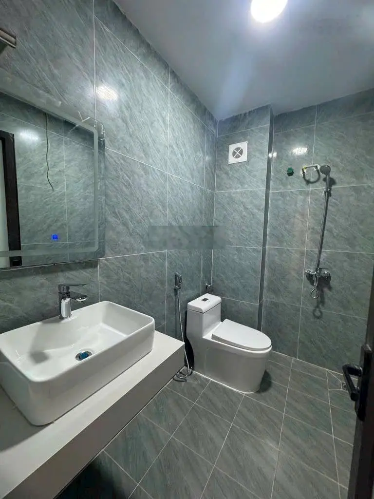 Bán nhà phúc lợi cạnh cc ecohome 34m2 x 5 t ngõ 2,5m giá nhỉnh 4 tỷ hàng xóm vinhomes riverside