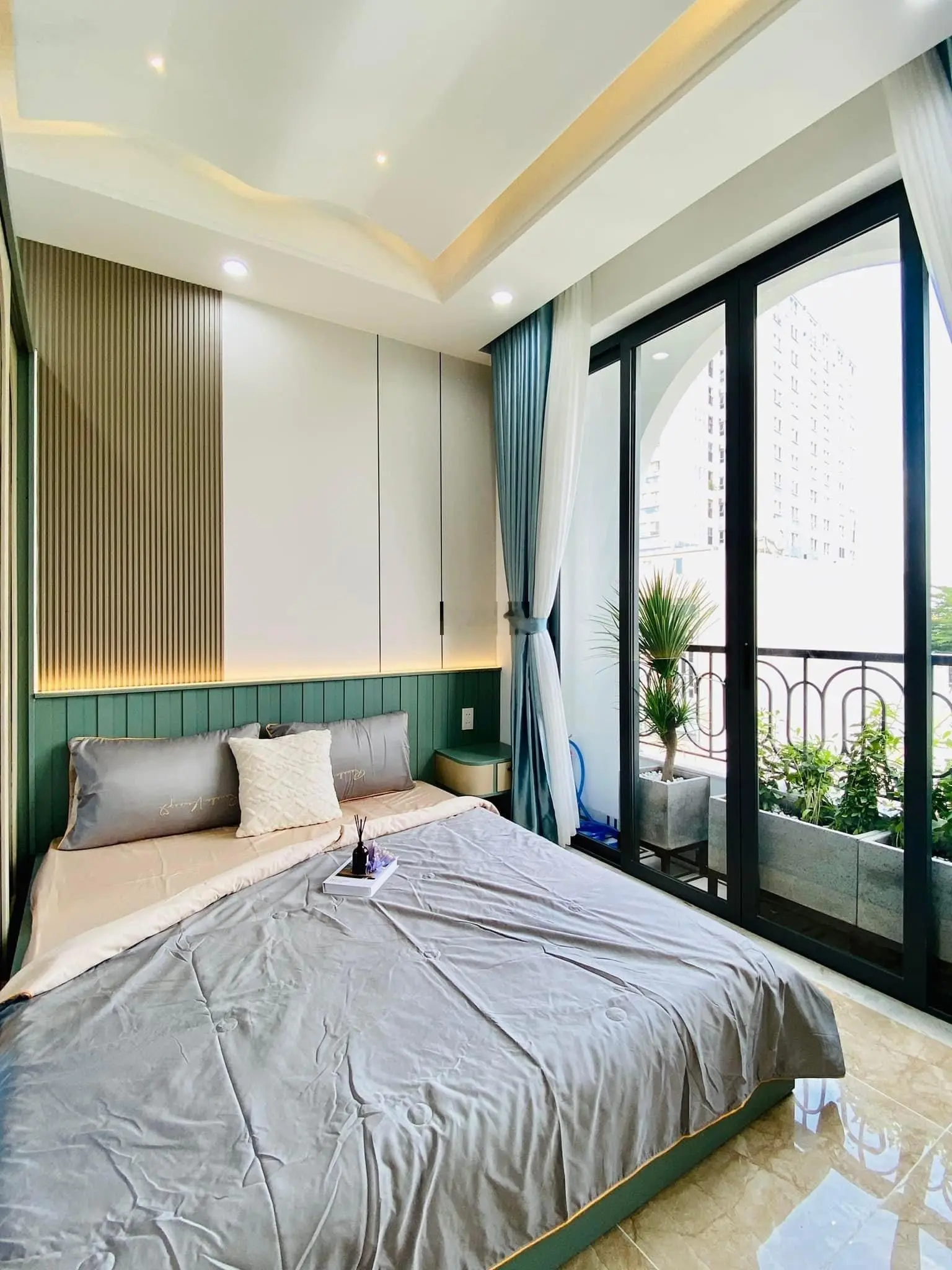 Siêu phẩm nhà phố - xây mới cao cấp chính chủ bán gấp tặng hết nội thất