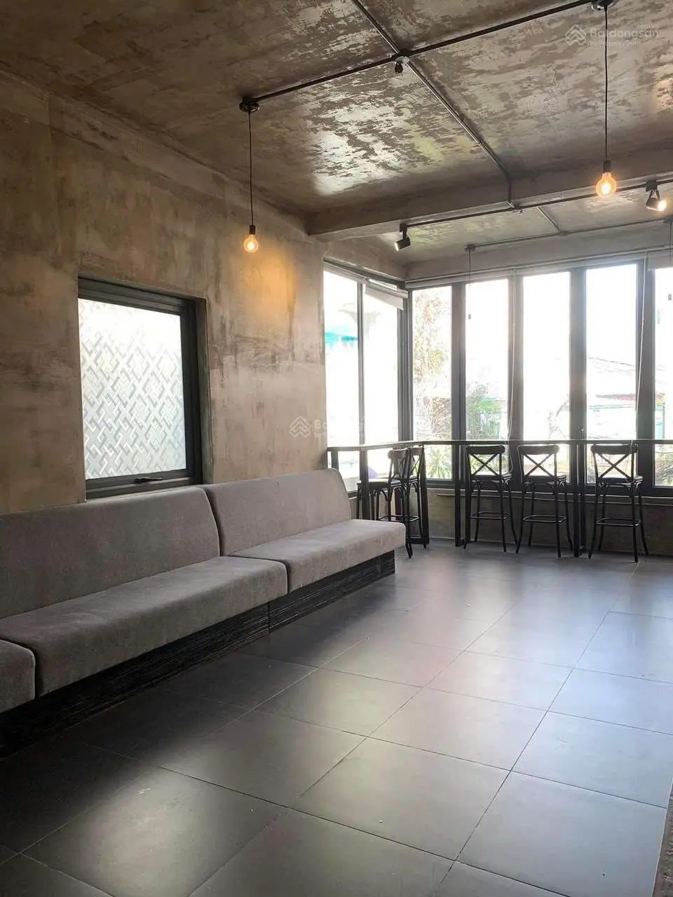 Bán nhà 1 trệt 1 lầu (sổ hồng riêng) DT 93m2, CC Đinh Tiên Hoàng Bình Thạnh