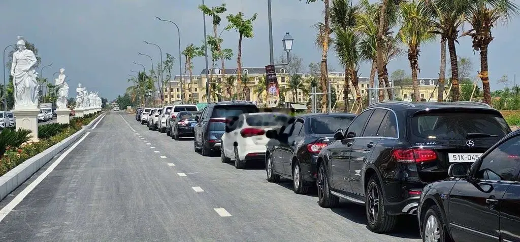 BÁN NHÀ AGORA CITY