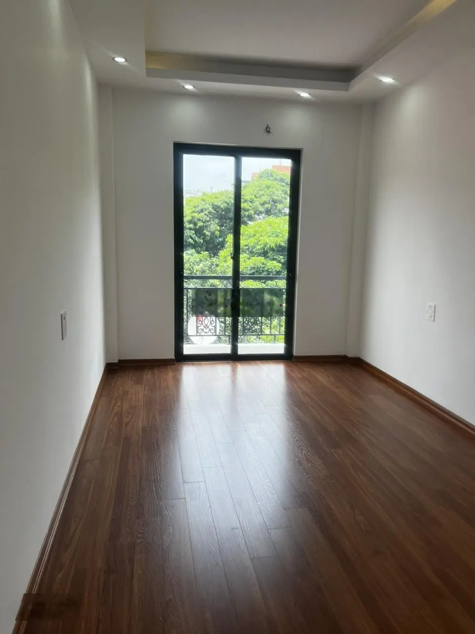 Hàng hiếm tại Đại Mỗ - bán nhà 4PN, 4WC chỉ 4,4 tỷ vnd, 32,5m2
