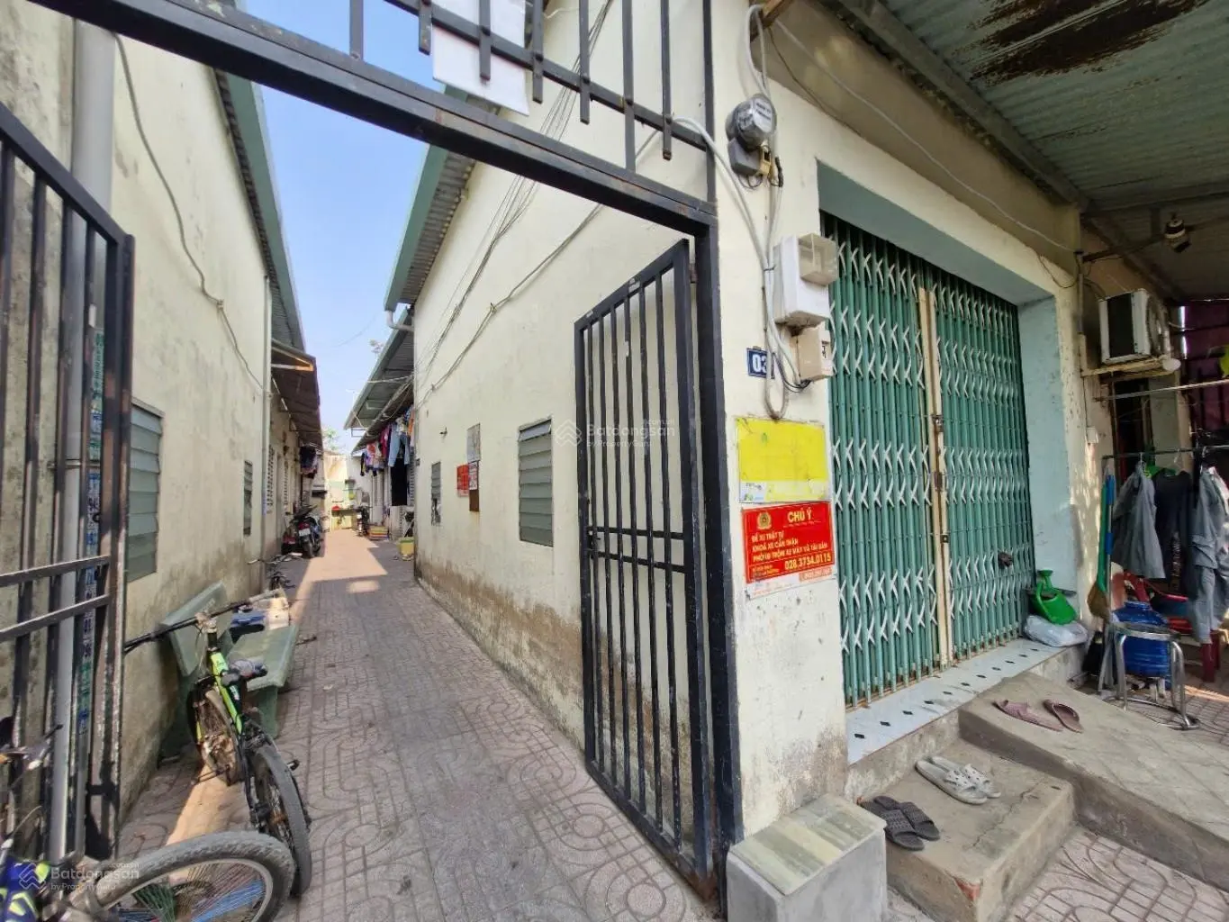Nhà sát bên Vinhome Q9, 414m2 18x23m, 12 căn phòng trọ dòng tiền ổn định 200 triệu/năm, phân lô 5m