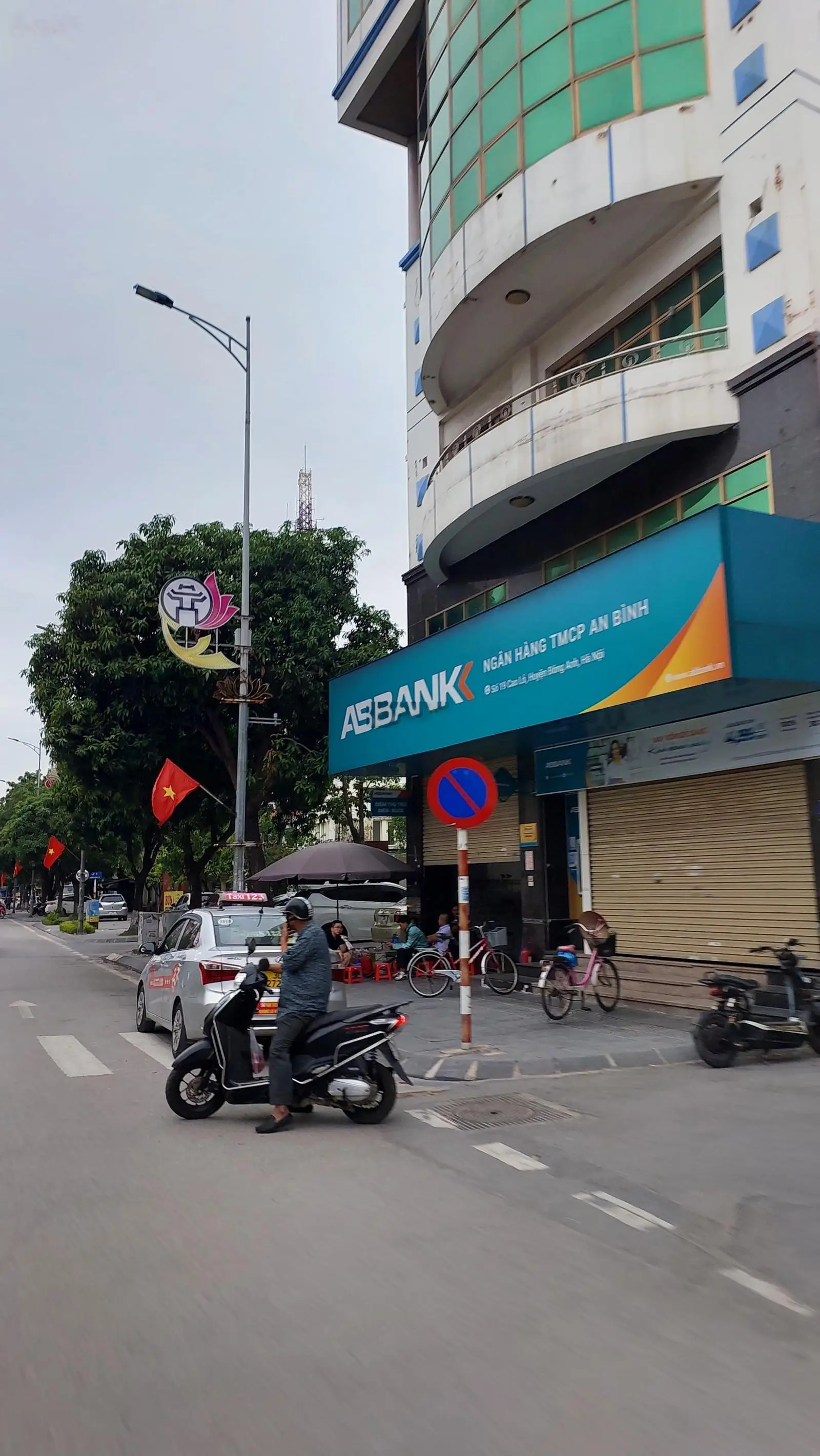 Hiếm! Bán 100m2 nhà Uy Nỗ - 4.X tỷ! Đường thông 2 ô tô đánh võng