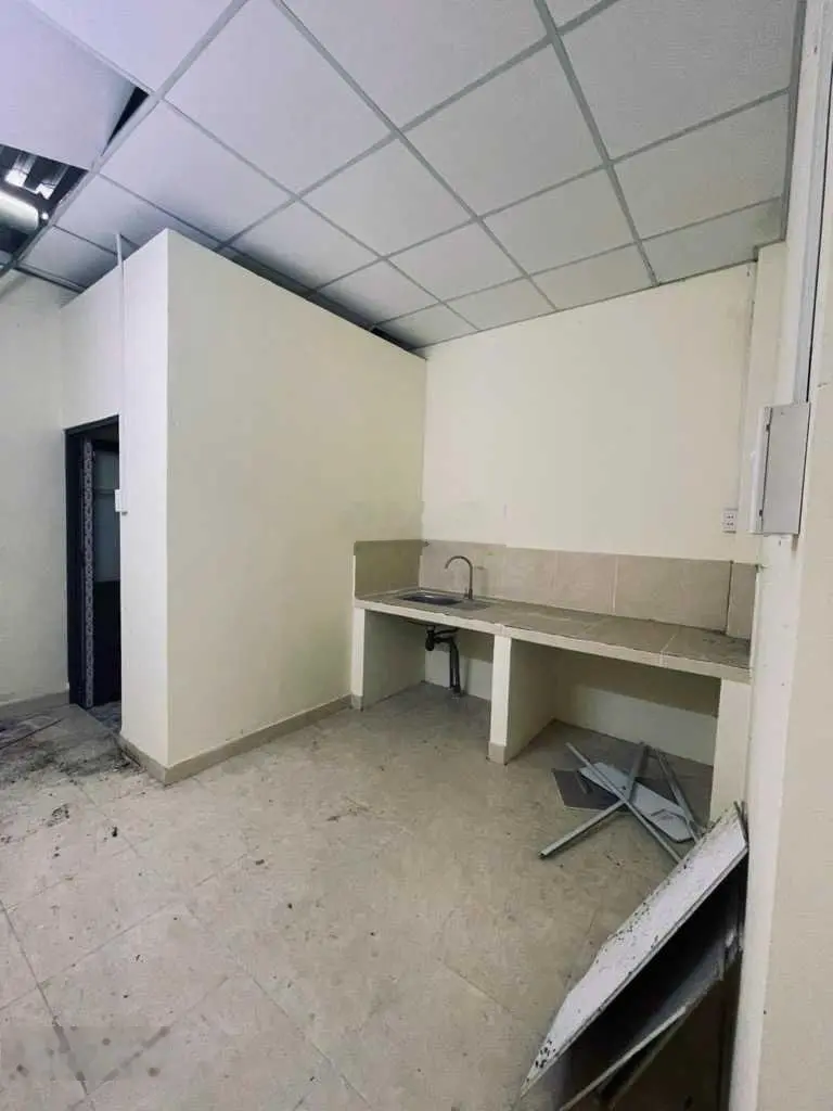 Nhà Cấp 4 Cách Mạng Tháng 8, 66.5m2, tiện xây mới