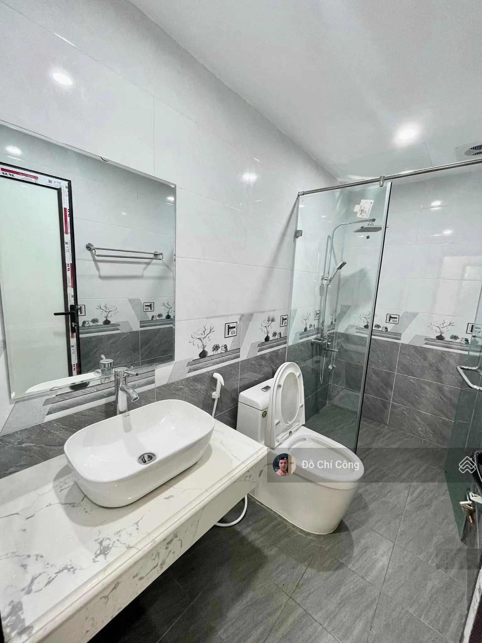 7 tỷ - Minh Khai - Hòa Bình 7 - 37m2 - Nhà mới ở ngay - thẳng tắp ra ô tô tránh