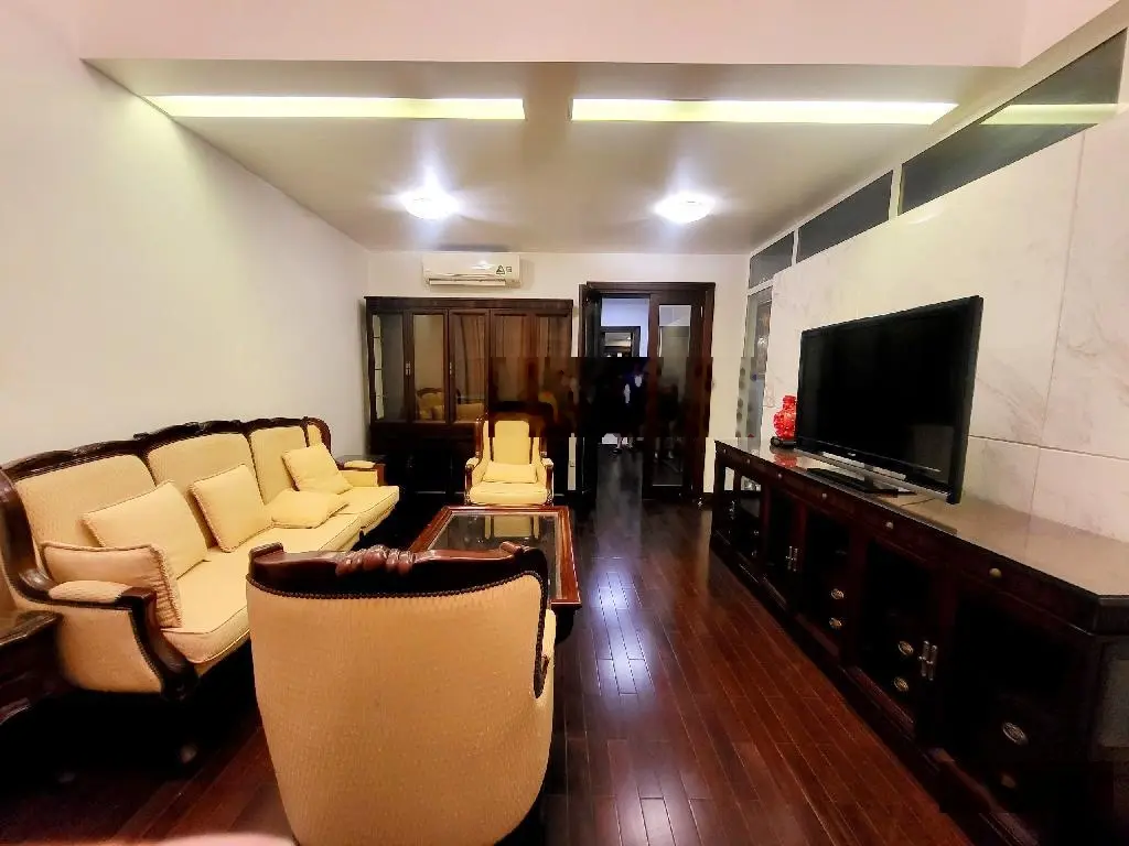 Nhà -MẶT PHỐ Tô Ngọc Vân, Tây Hồ- 2 thoáng trước sau, tháng máy, vỉa hè, kinh doanh, View Tây Hồ