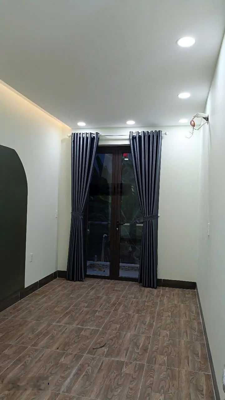 Hàng hiếm, bán nhà riêng 65m2, 5PN, 3WC tại Đường 6, Long Bình, Q9, HCM, giá 5,19 tỷ
