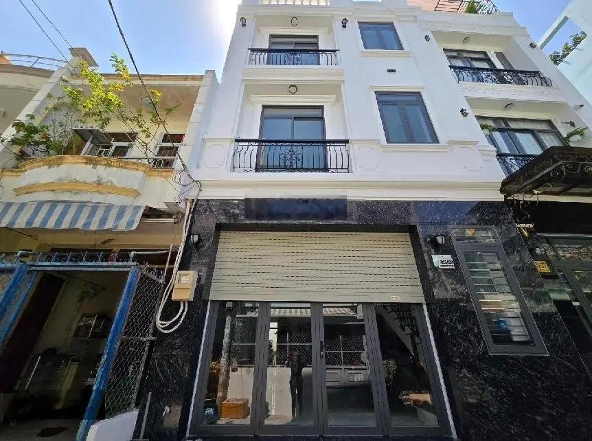 Bán nhà MT dương bá trạc quận 8, 4 tầng , ngang 5,3 nở hậu tài Lộc,giá 12,5 tỷ(TL) pháp lý chuẩn