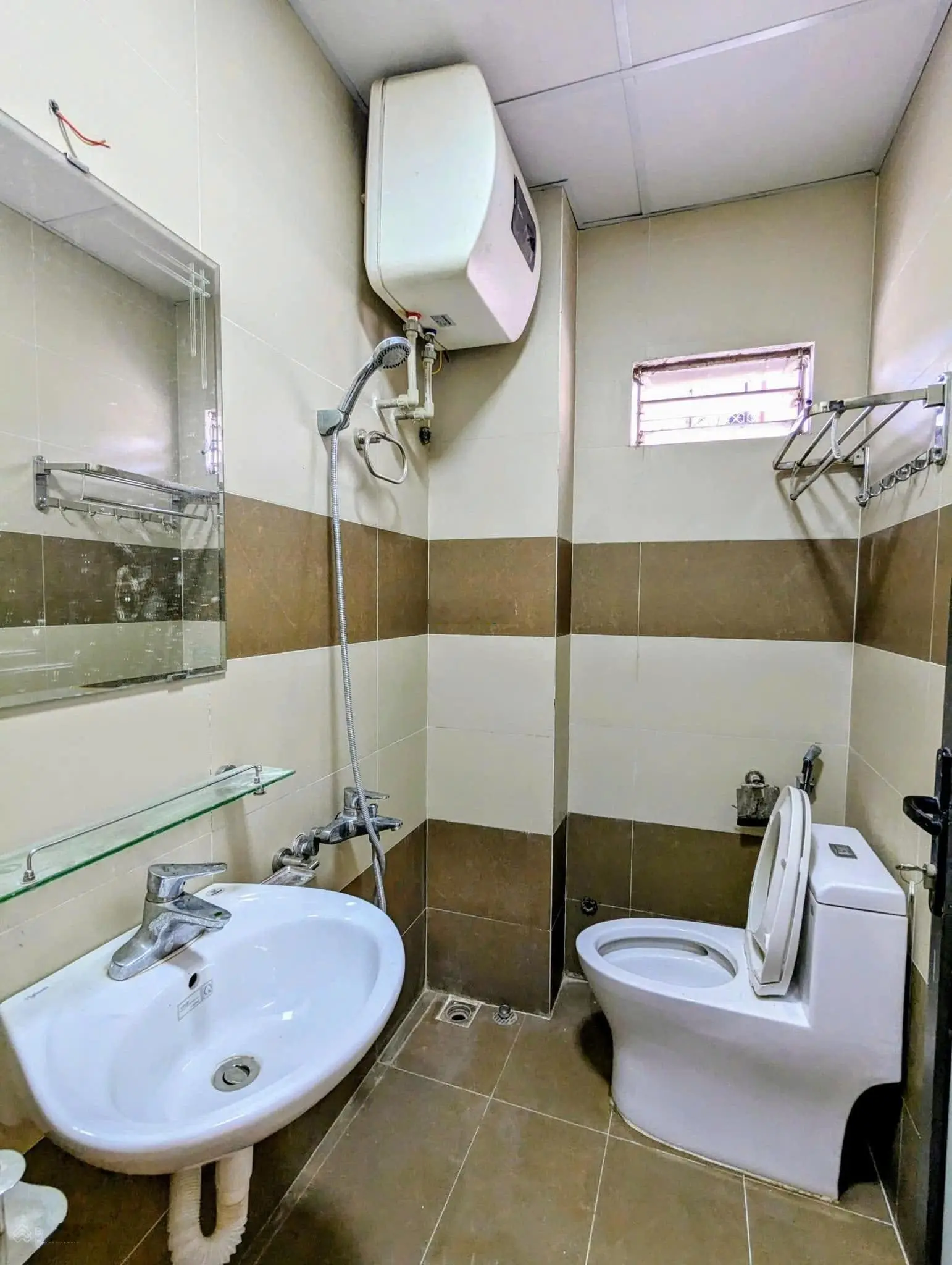 12.5 tỷ - 45m2 - 6 tầng - 11 phòng - ô tô đỗ cửa - ngõ thông - Nguyễn An Ninh