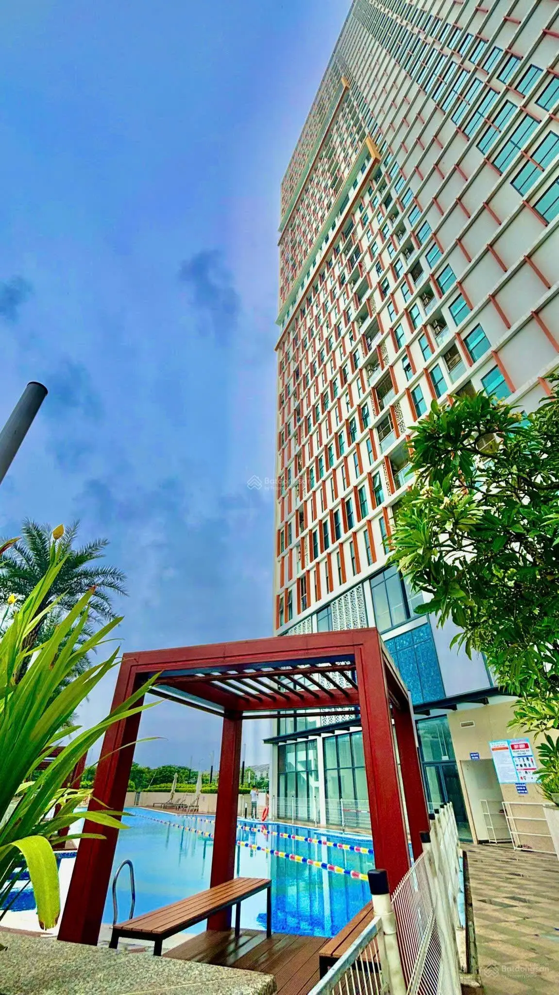 CHÍNH CHỦ BÁN CĂN 100M2 CC ANLAND LAKE VIEW 3PN 2WC, SẴN SỔ, FULL NỘI THẤT. GIÁ BÁN 5,5 TỶ.