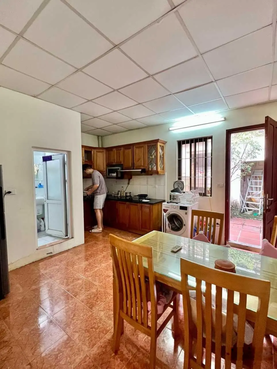 Bán nhà đẹp, cực hiếm, Kim Mã tập thể 120m2 2T 3.99 tỷ, ngõ to gần phố, sân rộng, hai thoáng