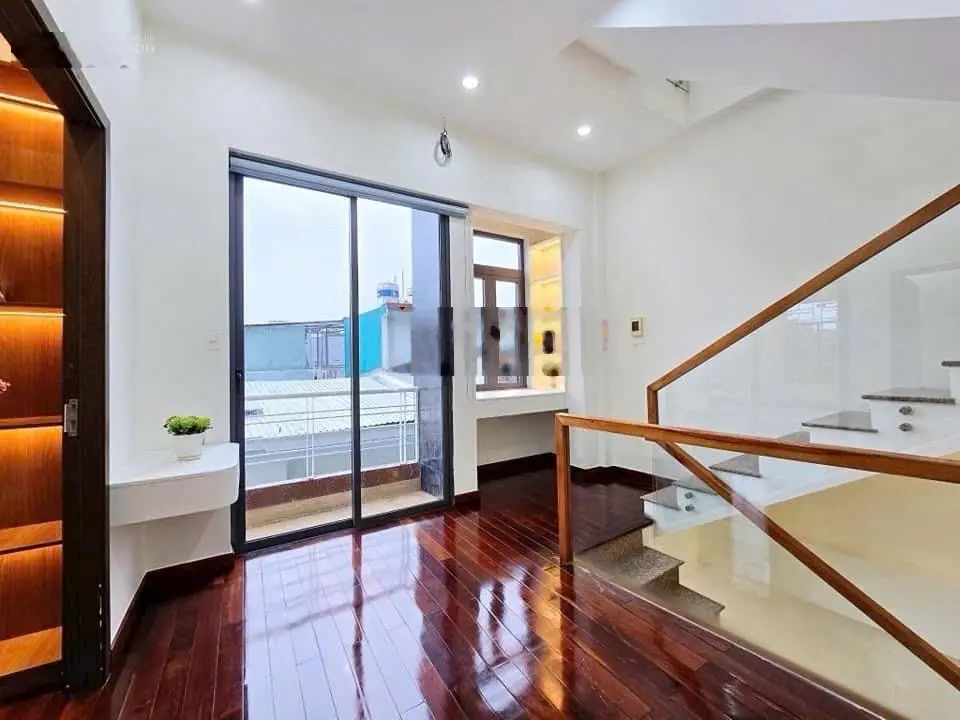Hải Châu - 4 Tầng - Kiệt 2 Ô tô tránh nhau - Ông ích Khiêm - Cách đường 10m - 4.6 Tỷ