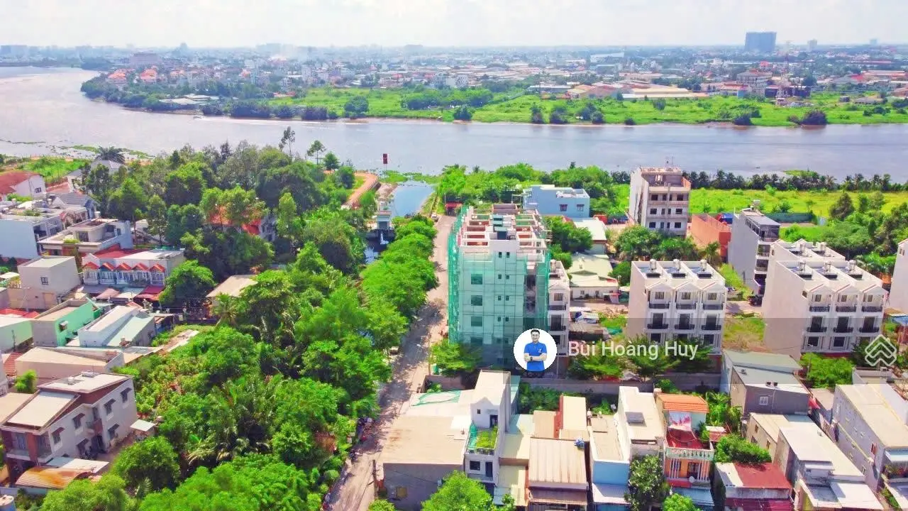 Nhà mới xây ven sông Sài Gòn, ngay Vạn Phúc City - Quốc Lộ 13, Tp. Thủ Đức, sổ riêng, đường 12m