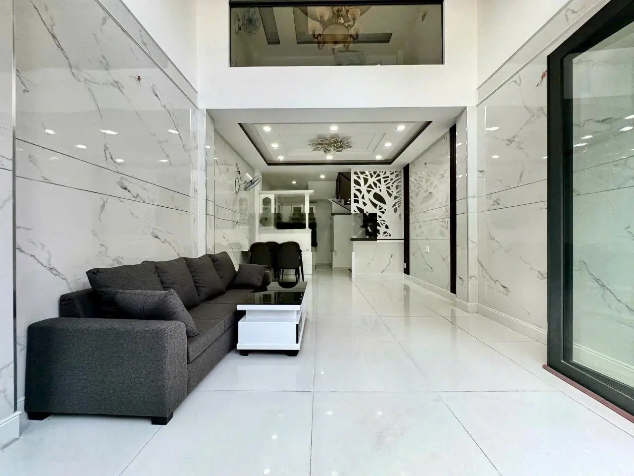 Hẻm xe hơi trung tâm bình thạnh ; 40m2 , 5 tầng , ô tô ngủ trong nhà _ giá 7,15 tỷ tl