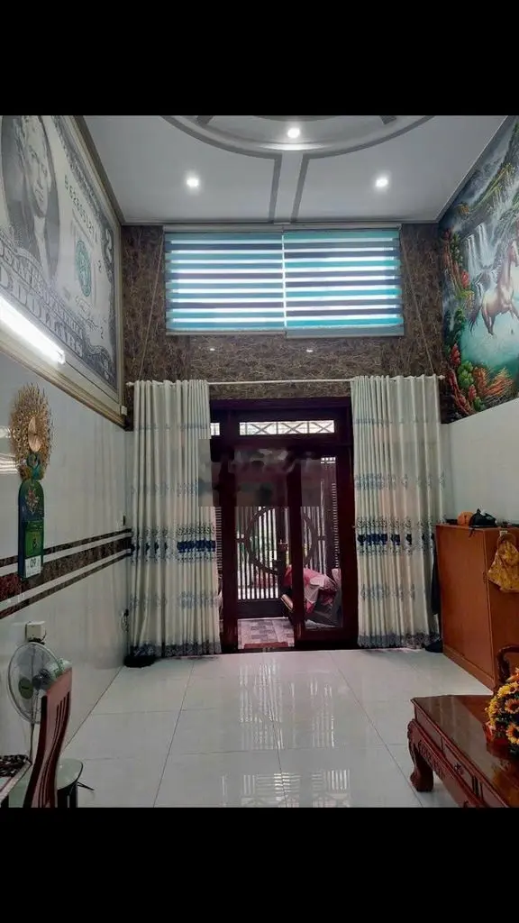 Hiếm! Bán nhà ngay rạch xuyên tâm, gần sát mặt tiền, 4*15, HXH 6m