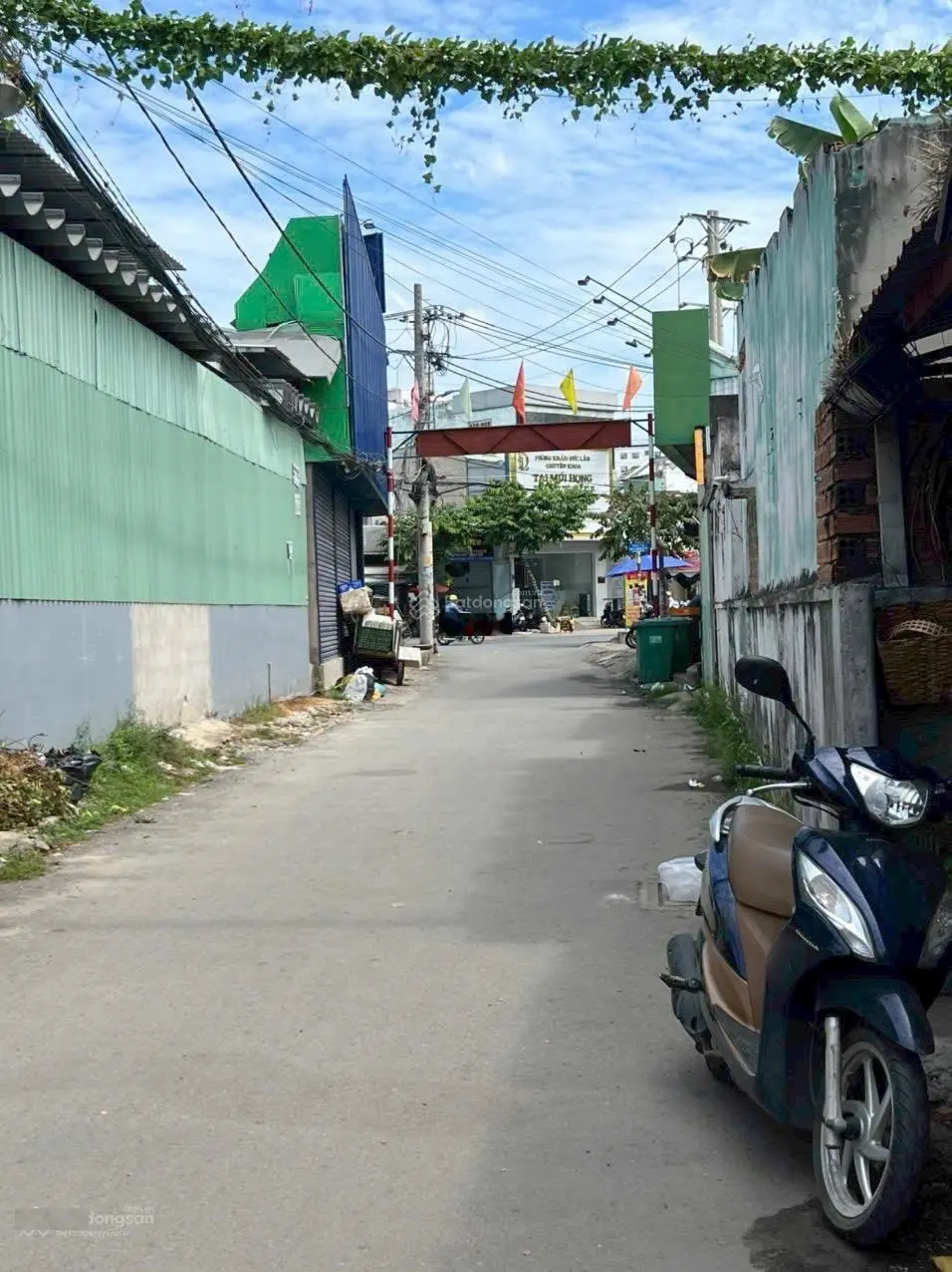 Nhà C4 ngang lớn 6.5m 80m2, ĐS2 - TRƯỜNG THỌ - Tiện xây mới - Sát mặt tiền - Chỉ nhỉnh 6 TỶ TL