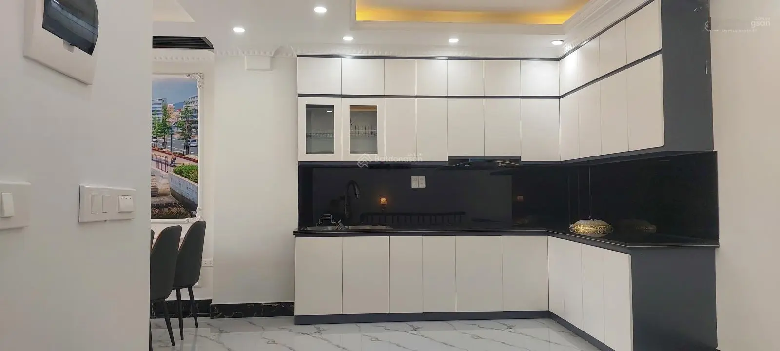 Nhà 75m, mt 6m xây 6 tầng, full nội gara 3 ô tô ở Phúc Lợi gần Vinhomes Riverside Long Biên 15.5 tỷ