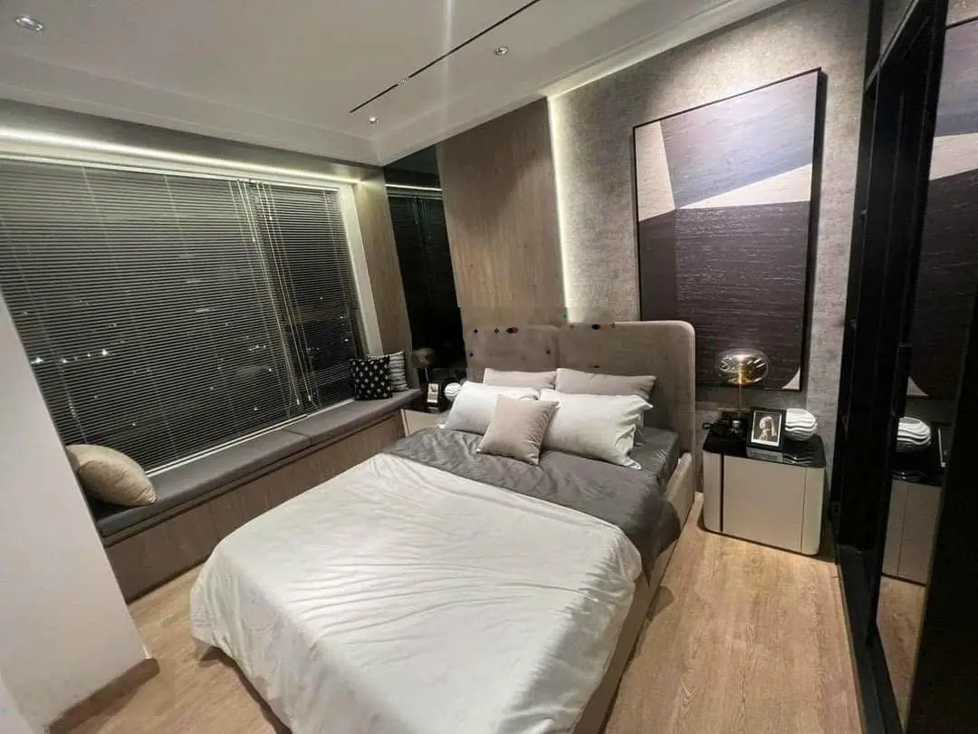 Cần bán nhanh căn hộ Dockland DT 124m2, 3PN, 2WC, Giá 5ty nhà 2 ban công LH 0938 607 ***