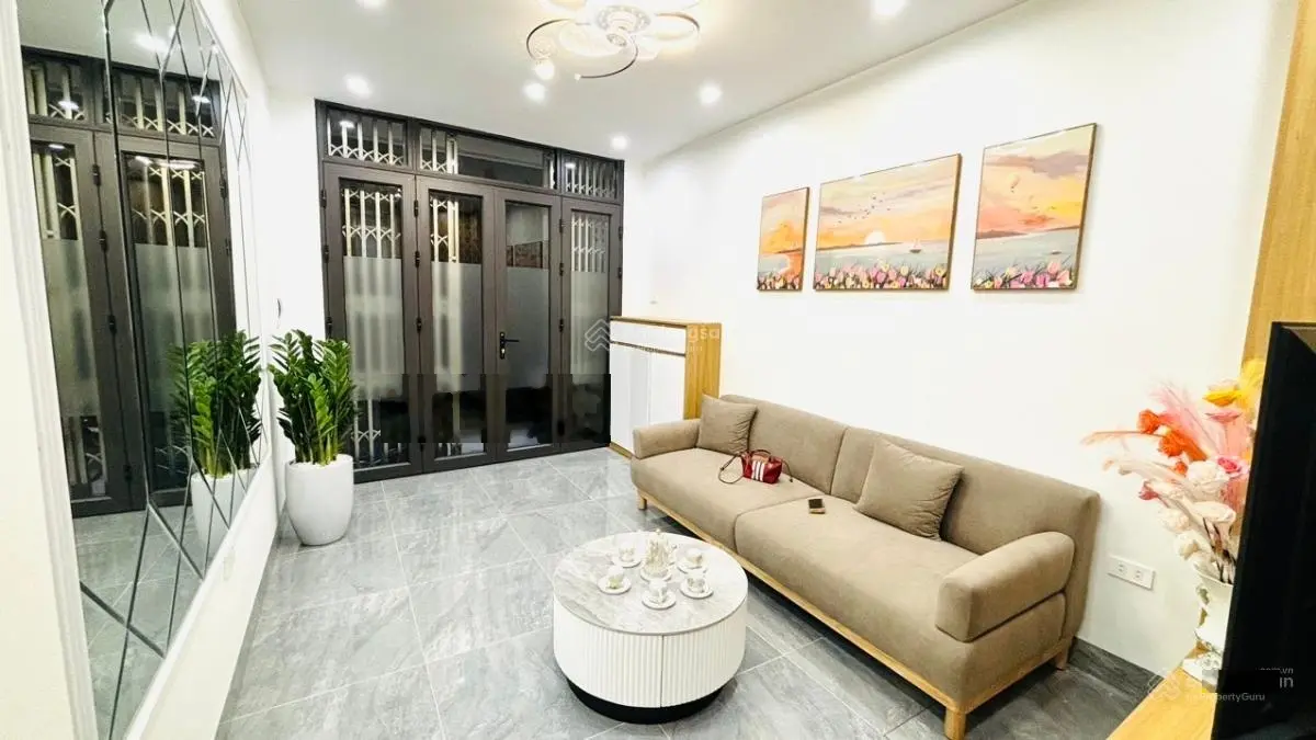 Bán Nhà Khương Trung Thanh Xuân 35 m2 nhà mặt tiền rộng ngõ nông xe máy tránh