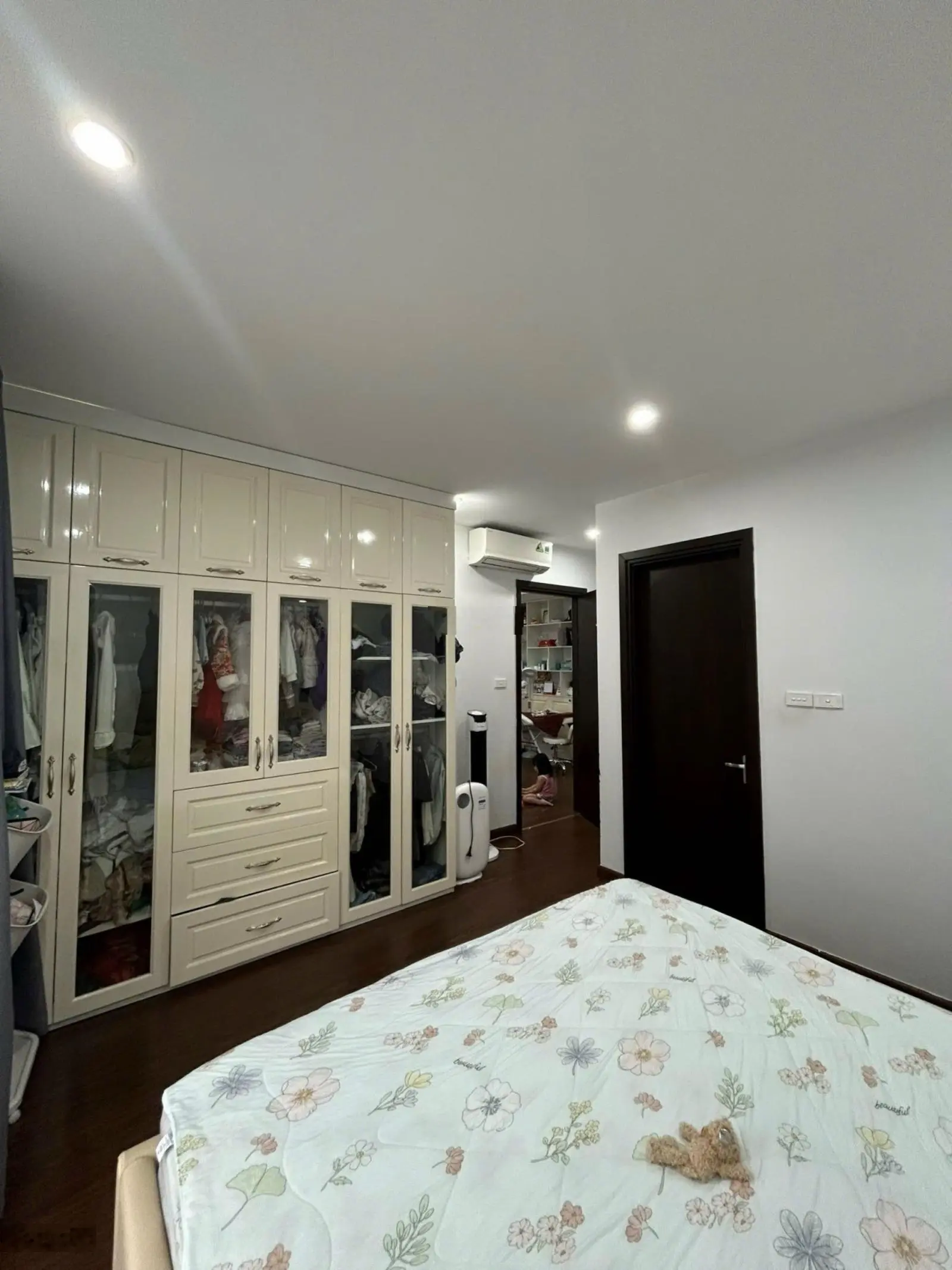 Chính chủ cần bán căn hộ 2PN 90 nguyễn Tuân - Thanh Xuân. Liên Hệ 0886 896 ***