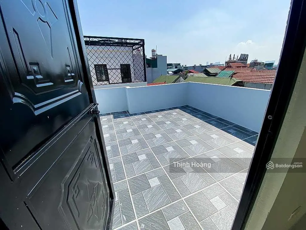 [NGÔI NHÀ HẠNH PHÚC] Bán nhà Thạch bàn 31m2 4.5 tầng mt3.4, lô góc, oto đỗ cửa 5,6ty