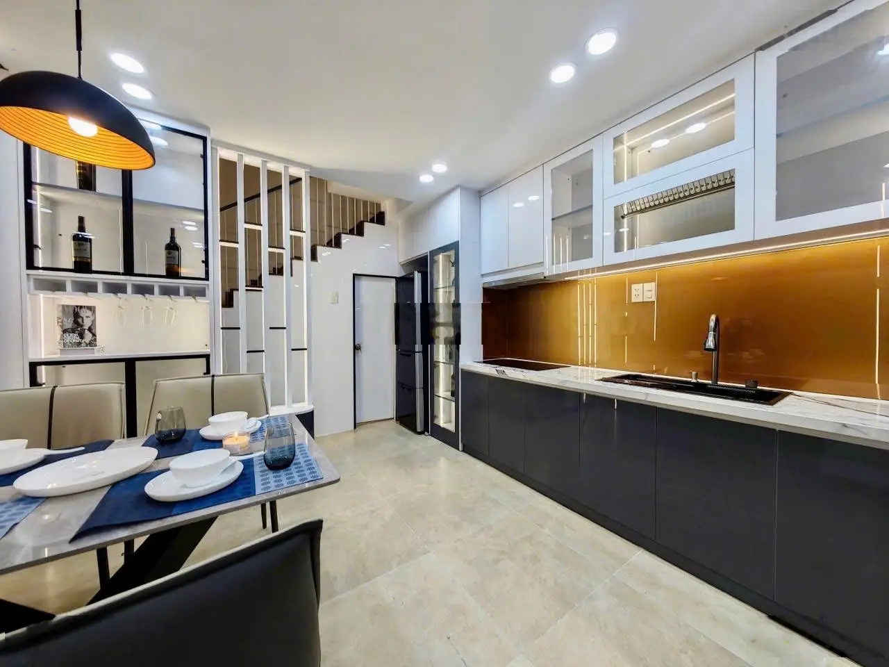 Bán nhà 3 tầng Phan Xích Long, kết cấu đep, hẻm thông giá 6,95 tỷ
