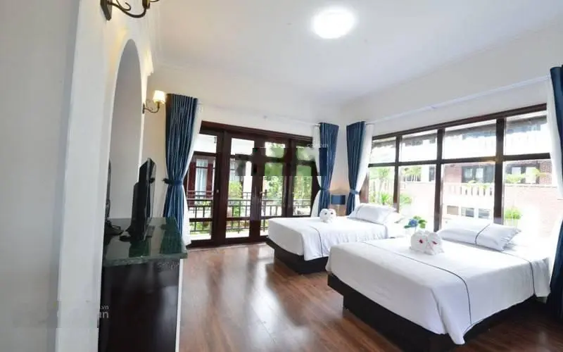 Chuyển mục đích kinh doanh nên bán lại villa ven sông lớn hẻm Cửa Đại, Hội An