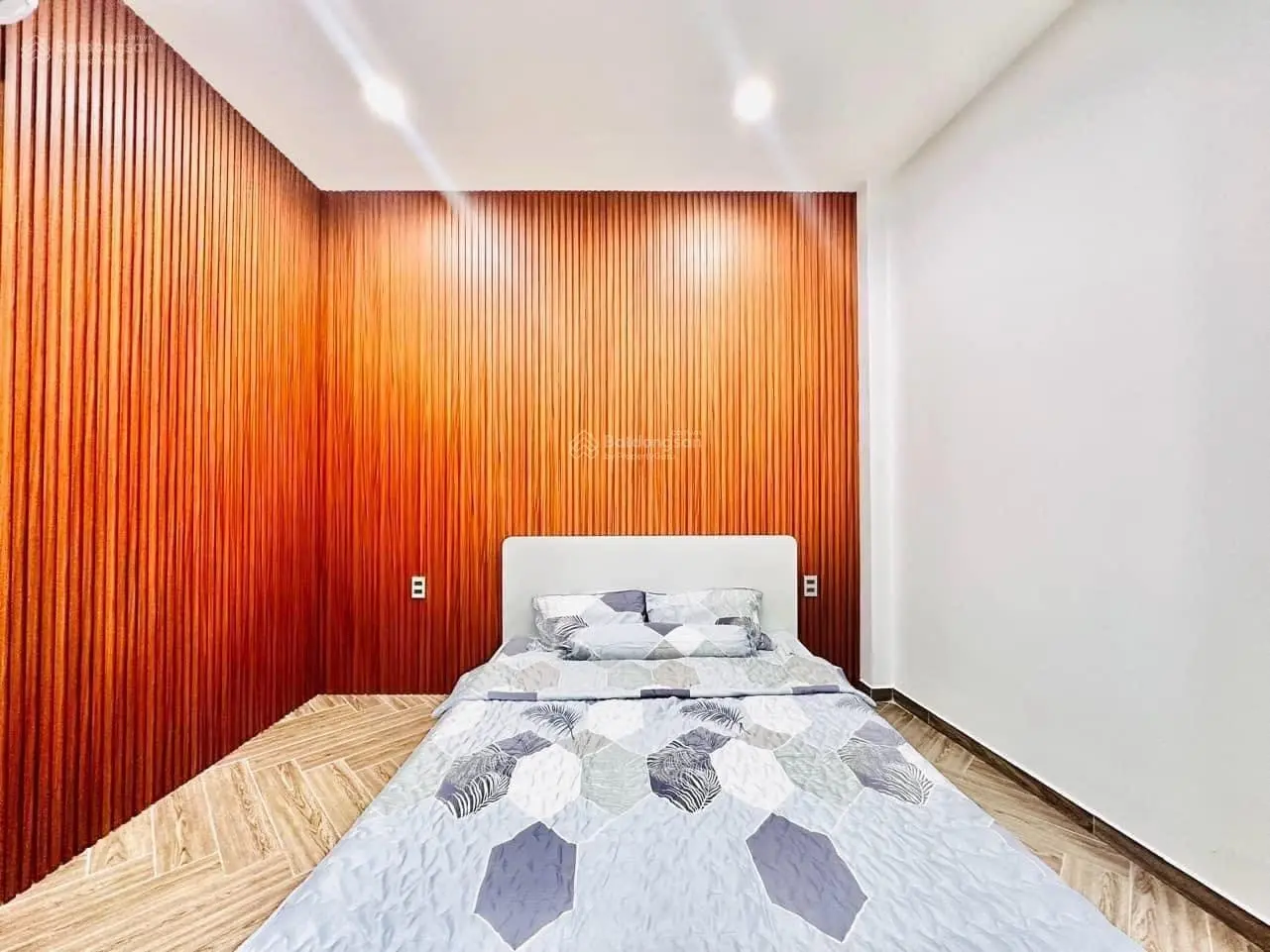 Lên sóng siêu phẩm, giá cực rẻ nằm ngay Đ.Hưng Phú, P.8, Q.8. Giá:4 tỷ 680. DT:68,8m2.LH:0906 527 ***