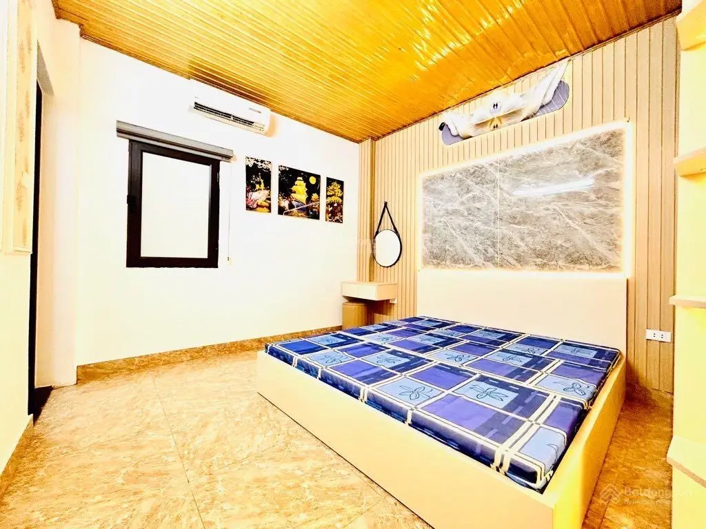 Bán nhà phố Bạch Mai - Full nội thất - Lô góc thoáng - Gần ô tô - 42m2 - 4PN. Giá: 4,8 tỷ