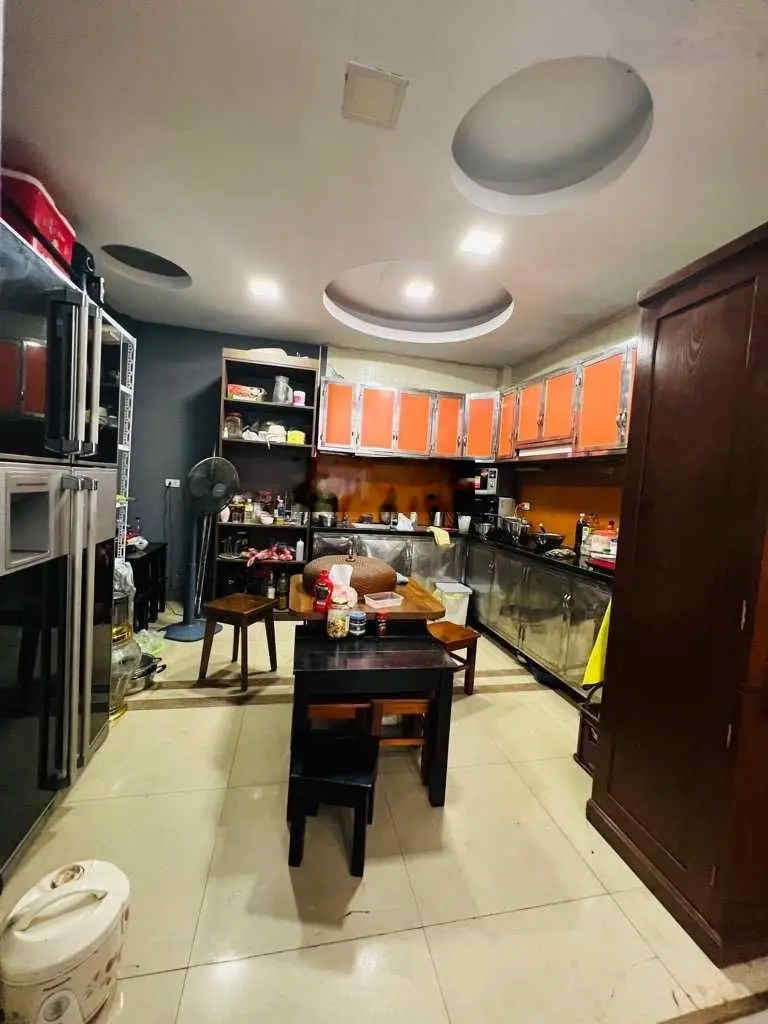 Siêu phẩm mặt phố, ô tô tránh, kinh doanh ngày đêm. 54m2 x 5tầng, MT 4m, chào 8,6tỷ. LH 0843 125 ***