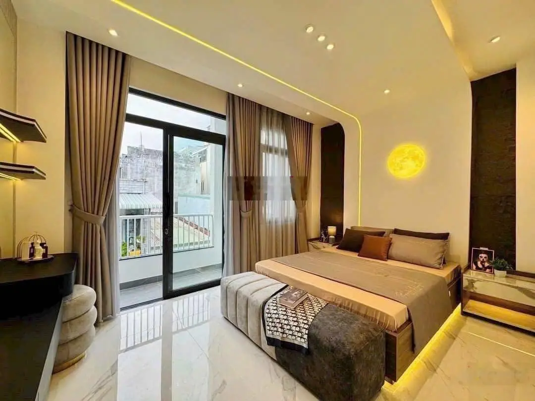 Cạnh bệnh viện Nhi Đồng 1 bán căn 43m2. Bán 1tỷ950. Sự Vạn Hạnh, P12, Q10. Sổ hồng sẵn, hẻm oto 5m.