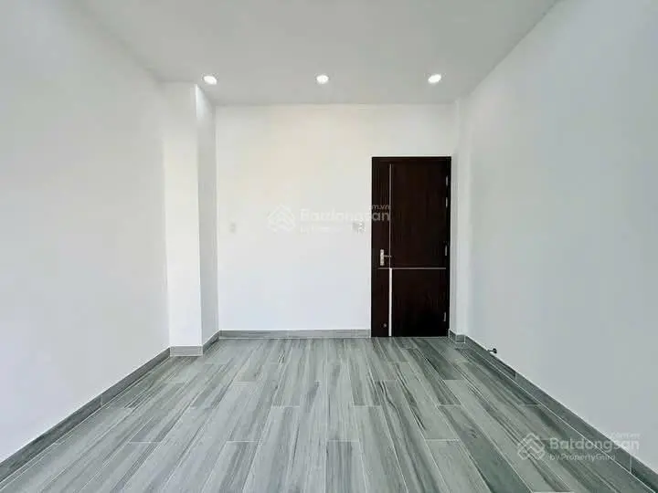 Hot!Nhà đẹp giá siêu rẻ tọa lạc ngay đường số 120,Tân Phú,quận 9.Phía sau công viên Suối Tiên
