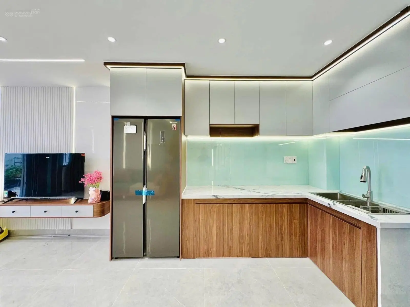 Trình làng căn hàng hiếm ngay Xô Viết Nghệ Tĩnh P.25 Bình Thạnh DT 55m2 giá 2 tỷ 100