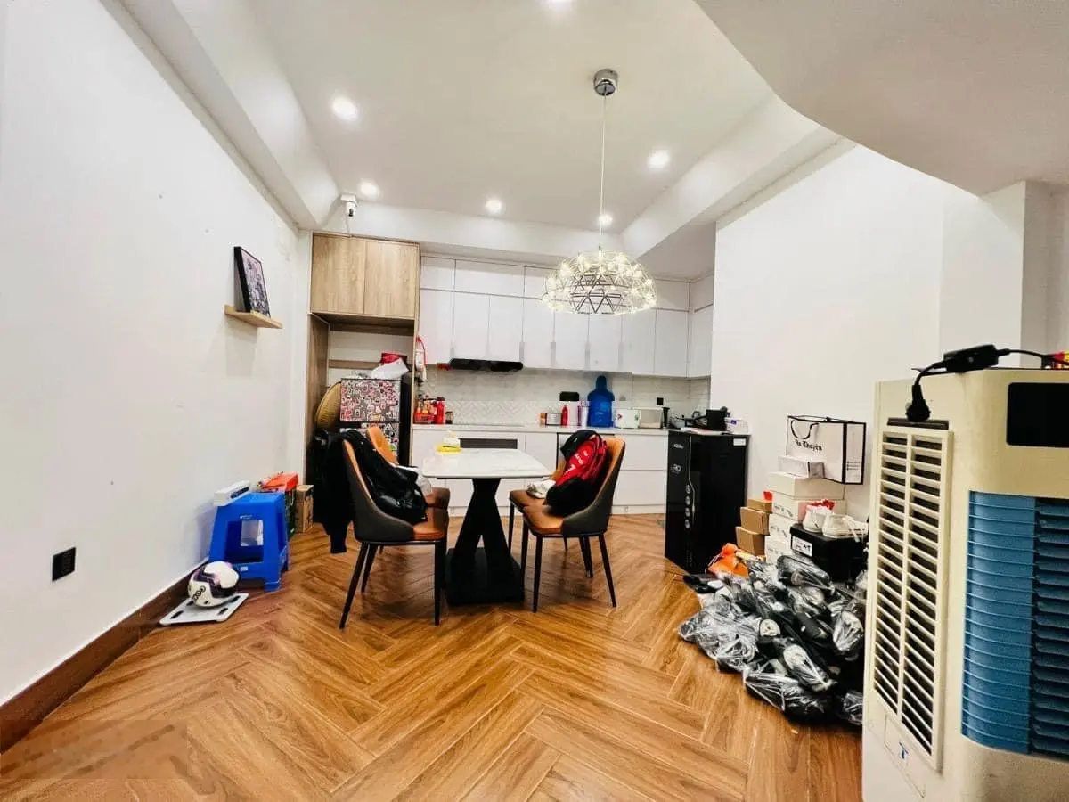 Bán căn nhà Cầu Giấy, DTT2 48m2 chính chủ