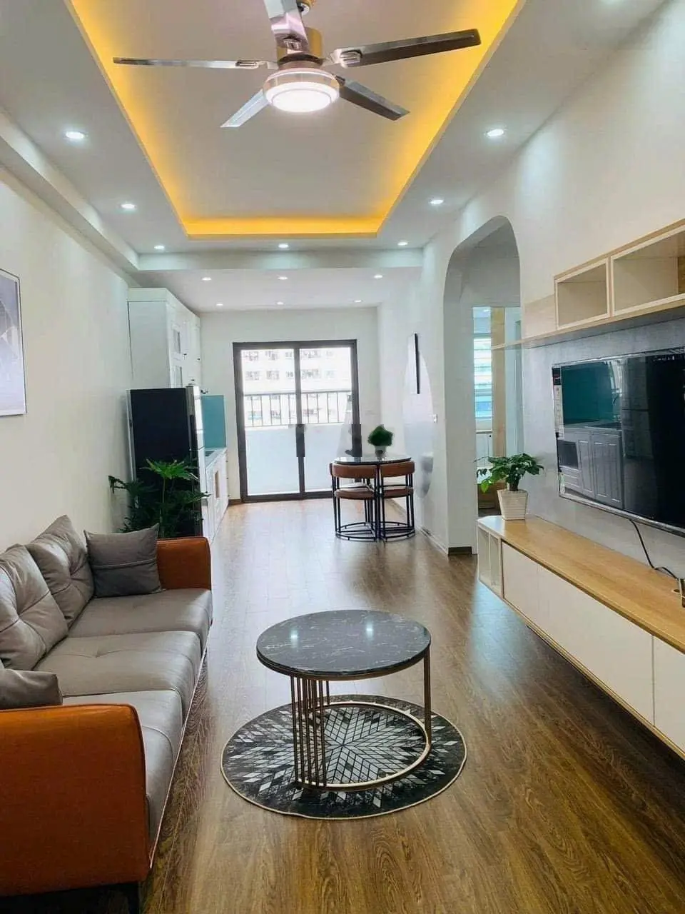 Bán nhanh căn 66m2 - 2 ngủ & 2 vệ sinh HH1B Linh Đàm Hoàng Mai. Lh: 0966 455 *** em Thuỷ