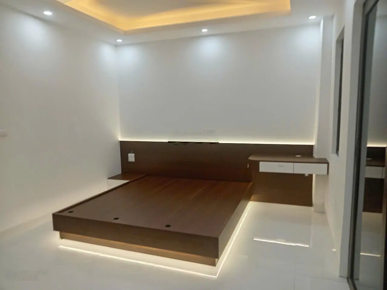 Cần bán NR, dt 48m2x6t, mt 6.5m, ô tô gần, thang máy, nội thất VIP, 7.5 tỷ, Cầu Cốc, Tây Mỗ, NTL