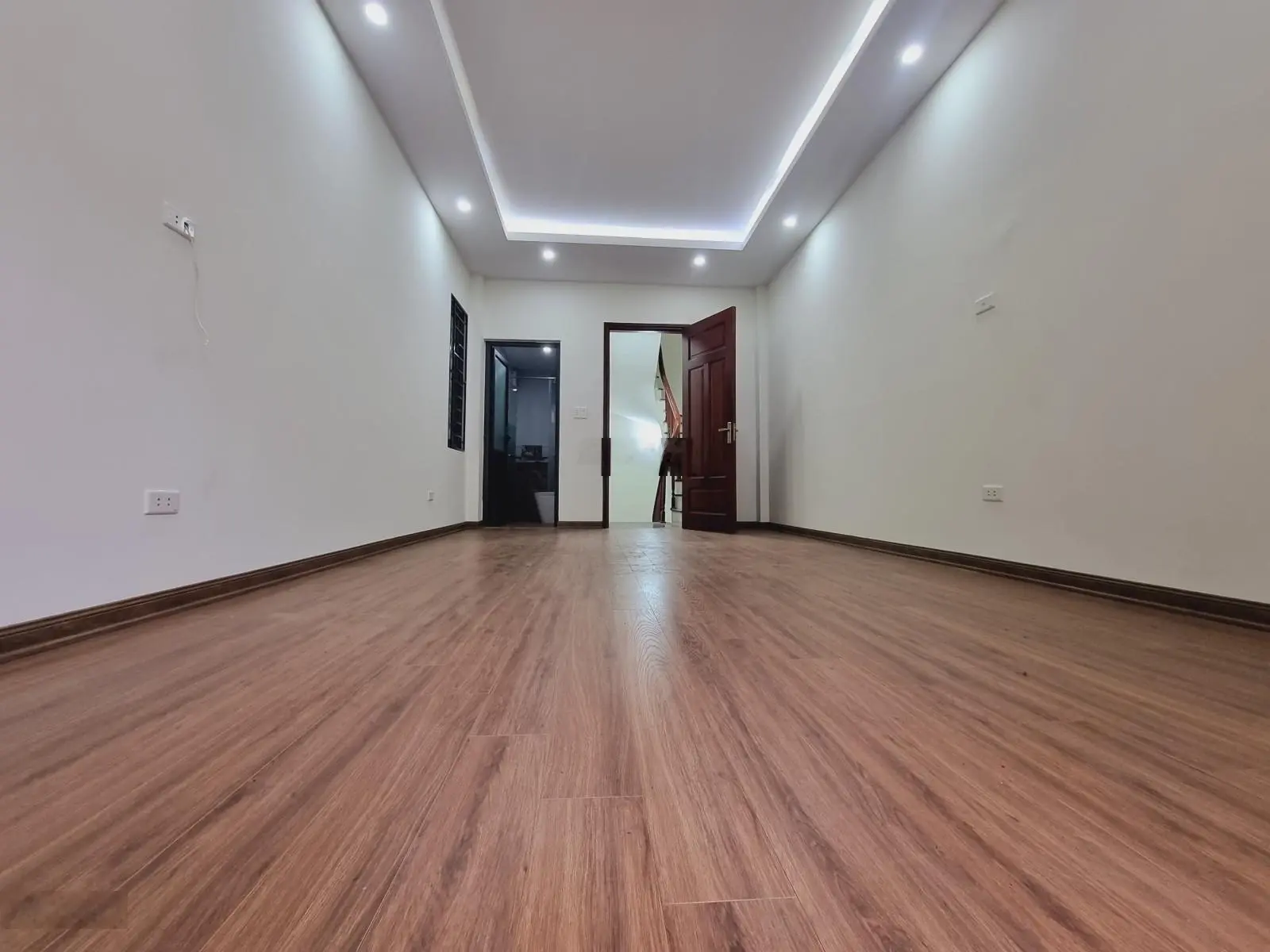 Nhà đẹp đón tết lô góc hiện đại đủ công năng phố Xuân Đỉnh 33m2 5T MT 3.4m chỉ 7,2 tỷ