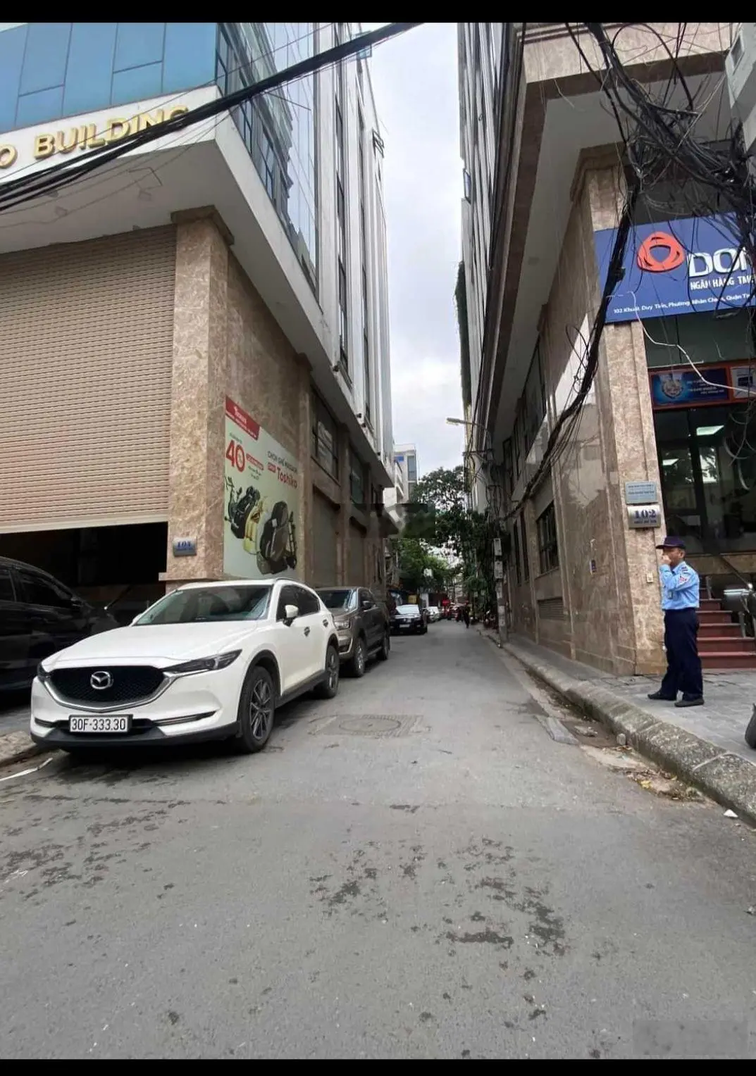 Chính chủ gửi bán căn nhà mặt phố Khuất Duy Tiến diện tích 142m2, 9tầng